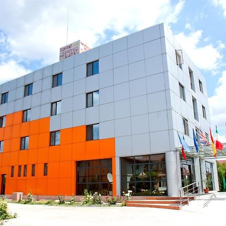 אוטופן Denisa Hotel מראה חיצוני תמונה