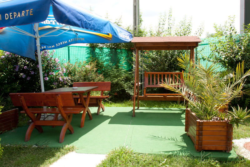 אוטופן Denisa Hotel מראה חיצוני תמונה