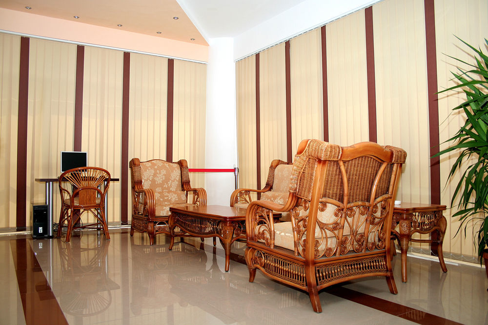 אוטופן Denisa Hotel מראה חיצוני תמונה